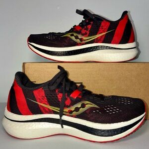 SAUCONY® MEN'S ENDORPHIN PRO 2 RUNNING SHOES Men’s Size 5.5